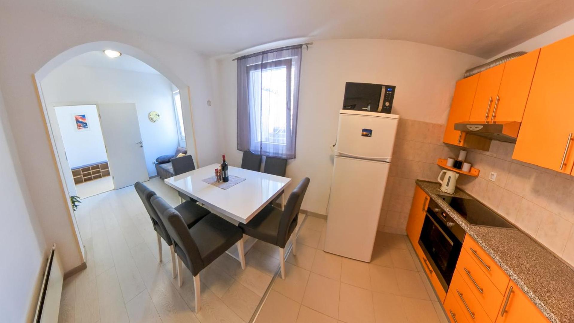 Dado Apartment Makarska